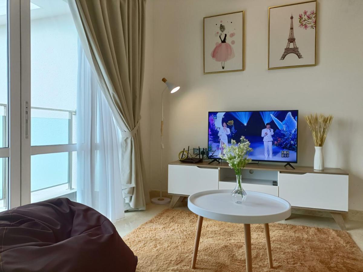 Apartment Tritower By Antlerzone *