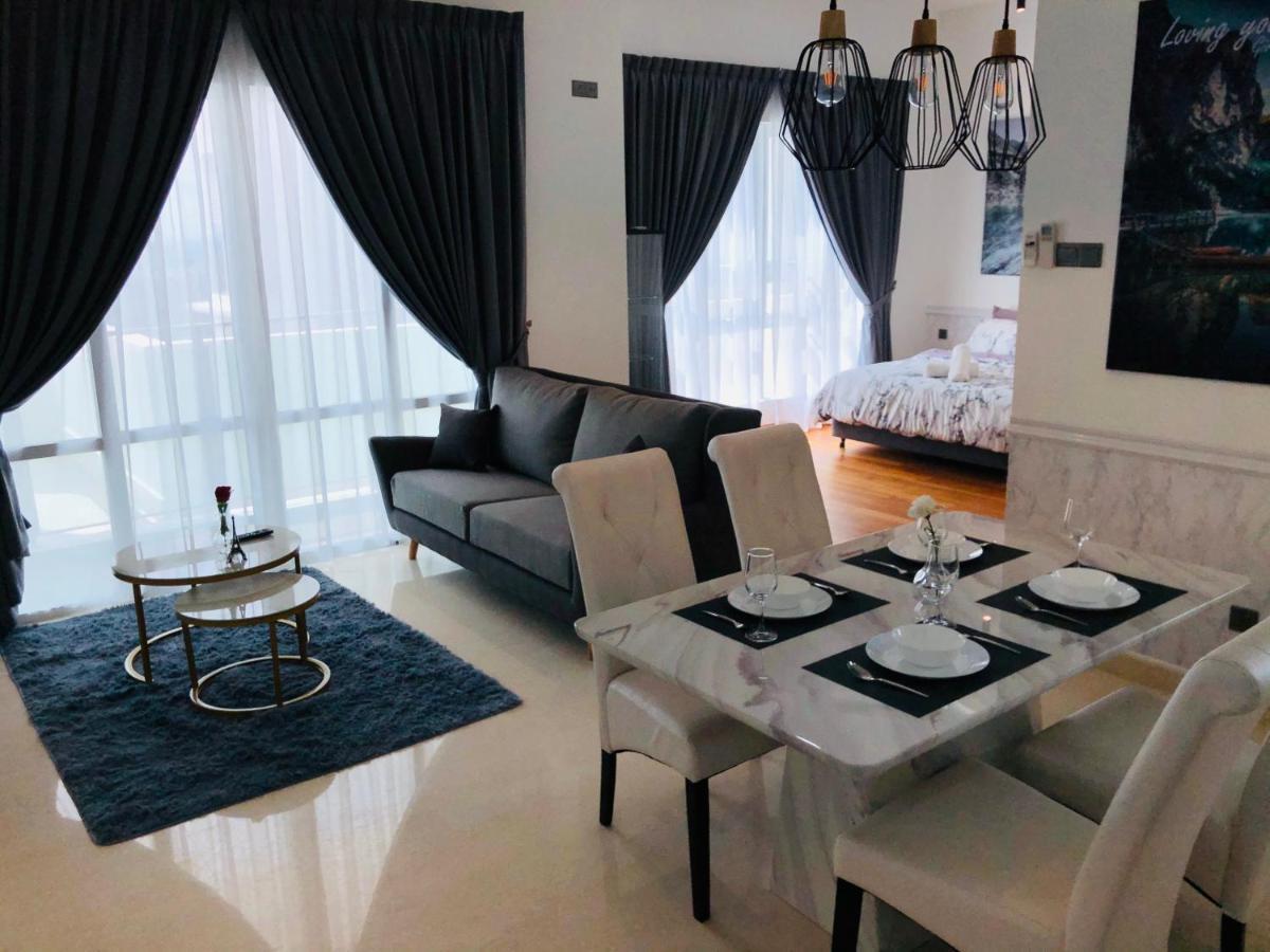 Tritower By Antlerzone Apartment